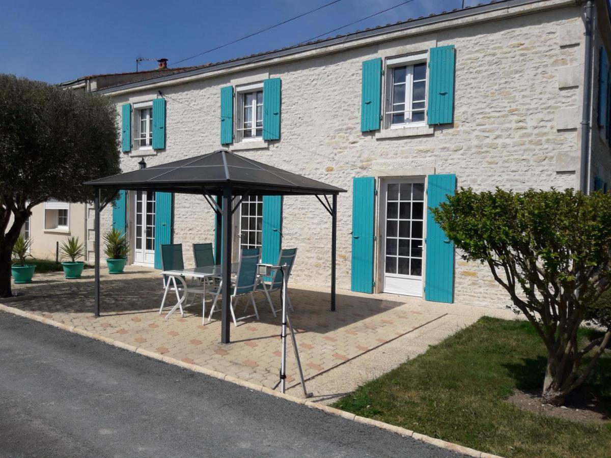 Le Logis De Lange Apt Les Aigrettes Saint-Hilaire-la-Palud Dış mekan fotoğraf